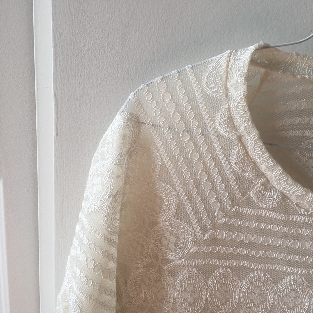 White Lace Forever 21 Top!